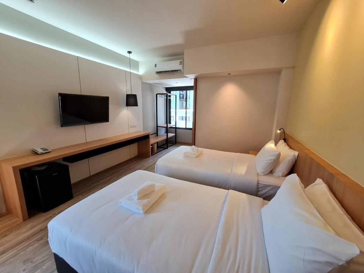 Hotel The Neuf@Ratchada à Bangkok Extérieur photo
